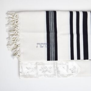 טלית מופת – מוסף – שחור