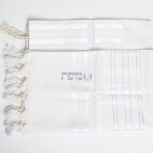 טלית מופת – למנצח – לבן כסף
