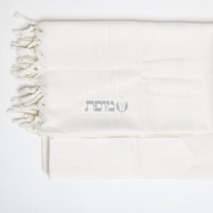 טלית מופת – ישתבח – לבן